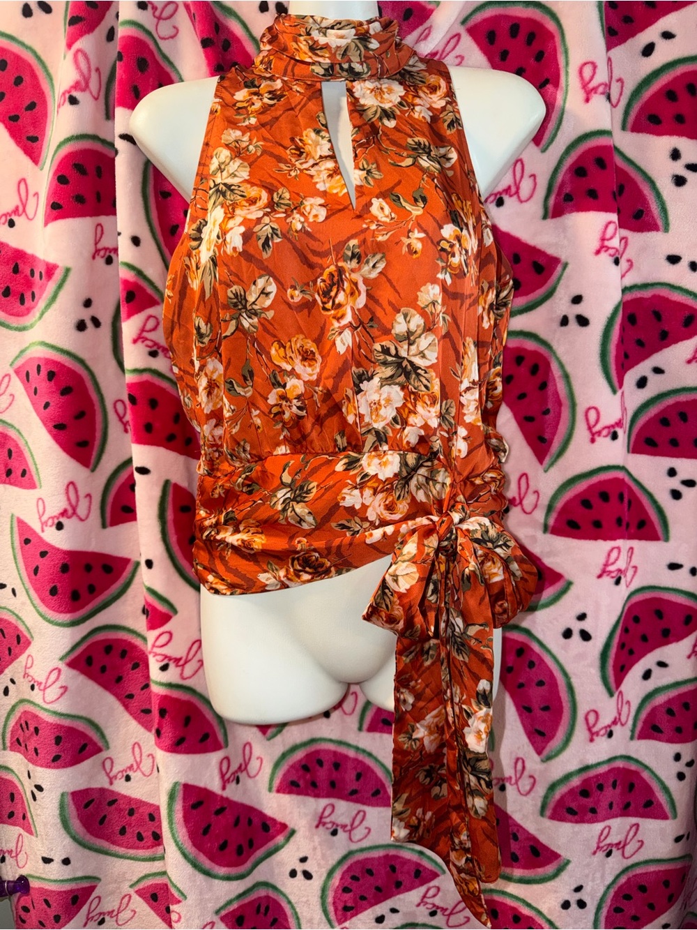 🧡 White House Black Market Floral Top with High Neck and Side Tie